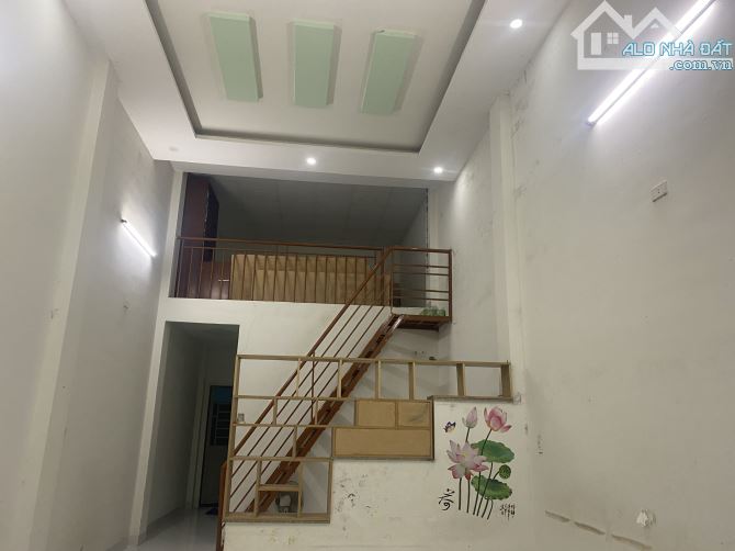 CẦN CHO THUÊ NHÀ CẤP 4 CÓ GÁC GẦN CHỢ THANH HOÁ