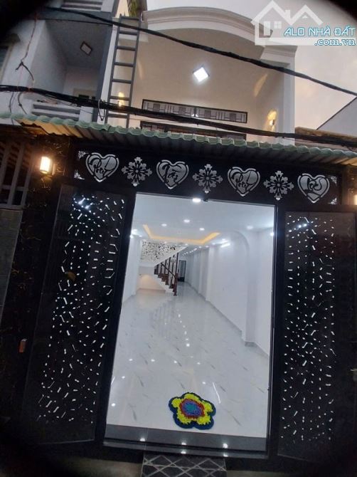 Bán nhà Quang Trung P11 Gò Vấp Diện Tích: 77m2 ( 4m x 19,5m )- 2 Tầng BTCT. 4 Phòng Ngủ,
