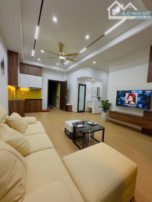Chung Cư Hàm Nghi- Lê Đức Thọ 59m2 2 PN. 1 suất đỗ Ô tô. Giá hơn 3 tỷ