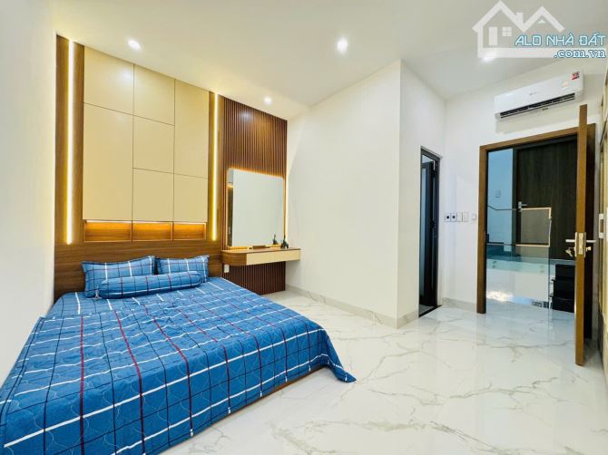 Bán nhà trọ 3 mặt tiền  kiệt 6m  đường Núi Thành, ngay cạnh Đh Kiến Trúc Đà Nẵng