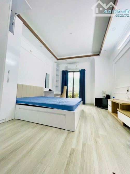 Hiếm,  Nhà Đẹp Ngọc Hà – Ba Đình 40m x 5T, Lô Góc  Ô Tô, Tặng NT 10 Tỷ