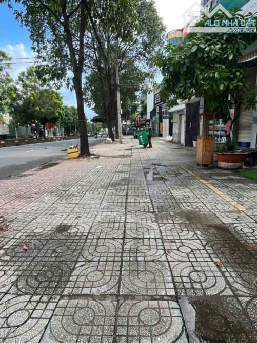 BÁN NHÀ GÓC 2 MẶT TIỀN – LÊ THỊ RIÊNG, P. THỚI AN, Q12 – GIÁ CHỈ BẰNG LÔ ĐẤT