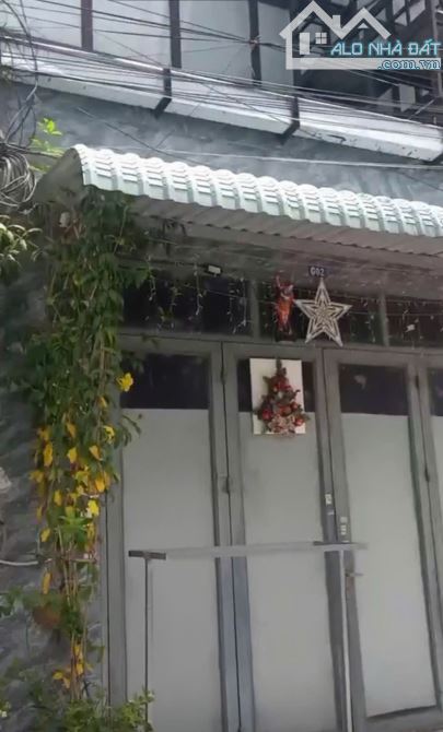 BÁN CĂN HỘ DỊCH VỤ 105 PHÒNG – P. ĐÔNG HƯNG THUẬN, Q12 – DOANH THU 210TR/THÁNG