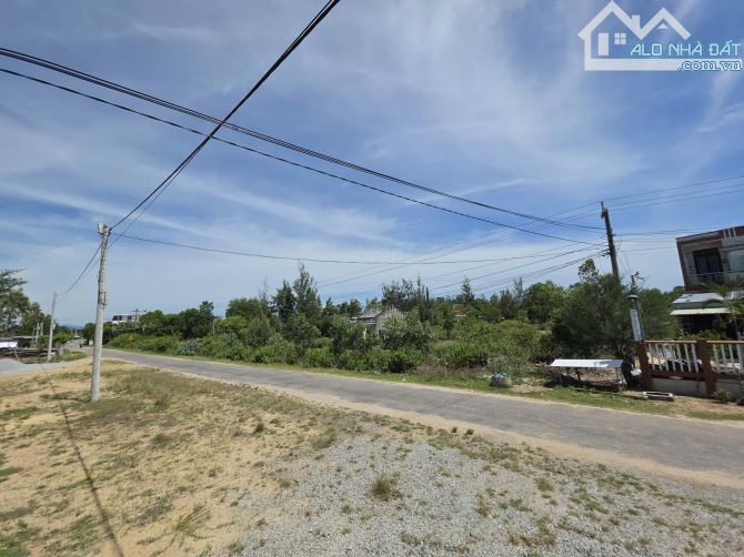 Bán đất ven biển Thanh Niên 2.250m2 giá chỉ 5,5 triệu m², gần Hội An Đà Nẵng