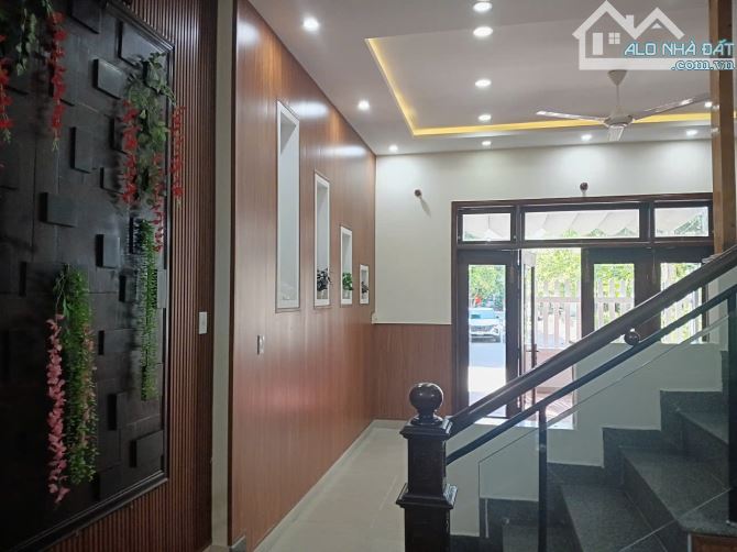 NHÀ 2 TẦNG x 99m2 MT NGUYỄN QUÝ ĐỨC, KHUÊ TRUNG, CẨM LỆ_5.5