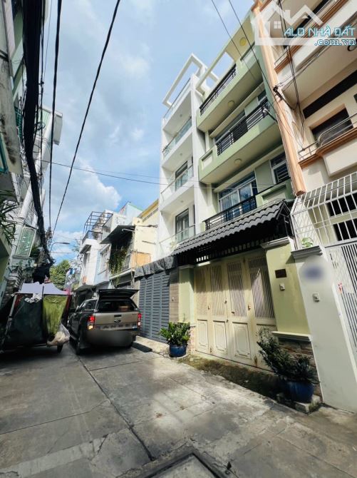 LÝ THƯỜNG KIỆT – ĐỐI DIỆN ĐH BÁCH KHOA – 66M² (4x17) – 8 PHÒNG – HẺM XE HƠI 6M – 15.2 TỶ