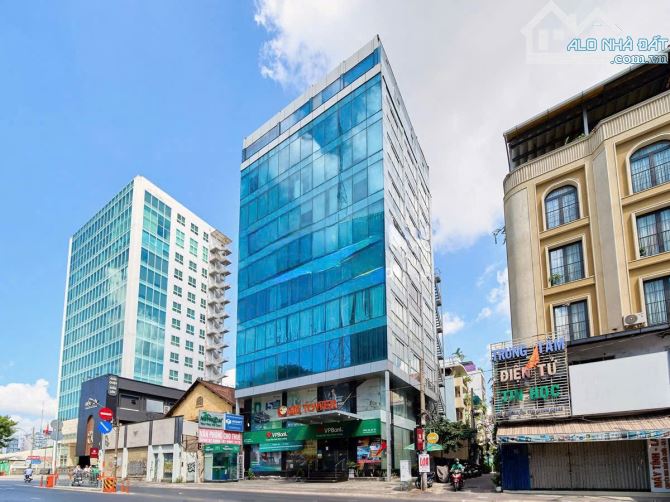 TÒA NHÀ H-10 TẦNG. GÓC 2MT 18X22 (300M2) NGUYỄN THỊ MINH KHAI, PHƯỜNG DAKAO, QUẬN 1