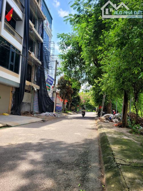 ĐẤT PHÂN LÔ 80M2 - VỈA HÈ - Ô TÔ TRÁNH - ĐÔNG MỸ/LIÊN NINH - GIÁ 10.2 TỶ