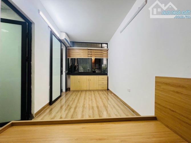 CƠ HỘI VÀNG! NHÀ DÂN XÂY KIÊN CỐ – 5 TẦNG – NỘI THẤT ĐẸP – CHỈ 4,5 TỶ TRUNG TÂM ĐỐNG ĐA 💥