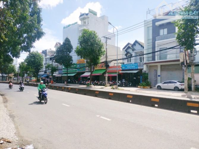 💥 MẶT TIỀN LÊ THỊ RIÊNG – Q12  💥 200m * CHỈ 13 TỶ5 📐 DT: 8 × 25m – NGANG KHỦNG 🏢 1 căn