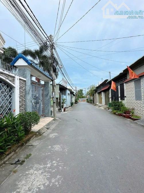 BÁN NHANH NHÀ 820 TRIỆU MẶT NHỰA 6m Ở NGAY THỚI TAM THÔN - HÓC MÔN.