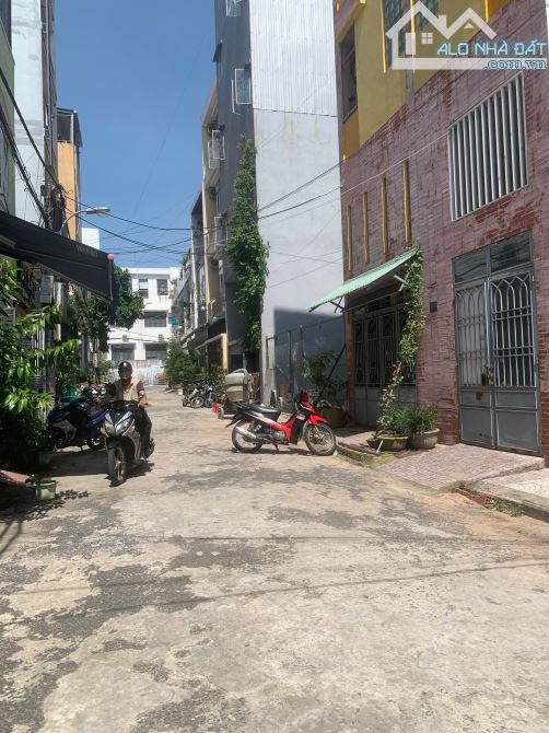 Bán tòa căn hộ Núi Thành, Hải Châu gần các trường đại học Kiến Trúc, Đông Á
