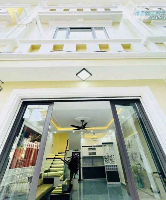 NHÀ Ở NGOẠI GIAO ĐOÀN- DT 38M2, 5 TẦNG- Ô TÔ ĐỖ CẠNH- NHÀ XÂY MỚI- HƠN 7 TỶ