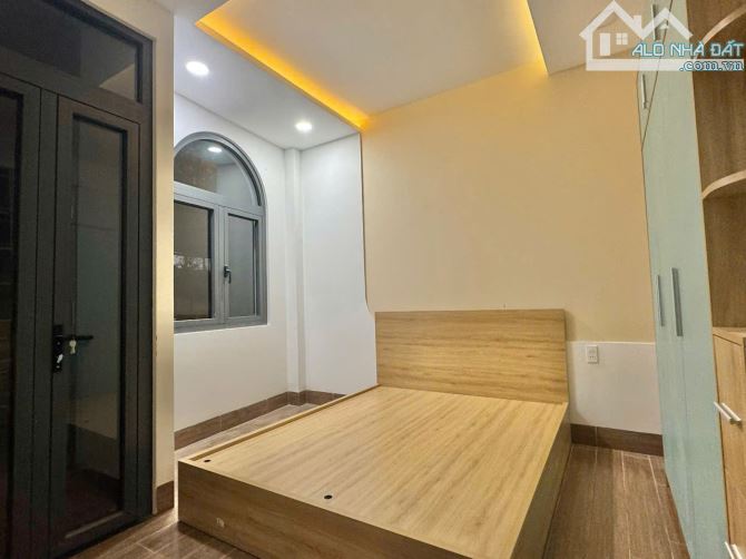 BÁN NHÀ HẺM LÊ VĂN SỸ – QUẬN 3, DT 5*15M, 3 LẦU, GIÁ 12.2 TỶ