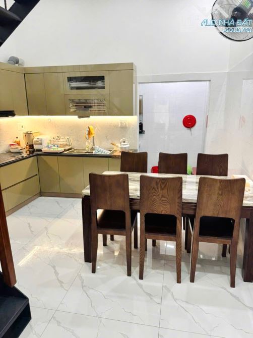 🏡 BÁN NHÀ 2 TẦNG NGÕ Ô TÔ – LÂM TƯỜNG, LÊ CHÂN- HẢI PHÒNG – GIÁ 4,8 TỶ- 55,5m2 🏡