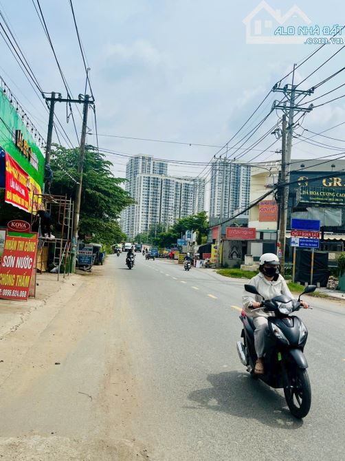 🔥 HXH, KHU PHÂN LÔ,  SÁT MẶT TIỀN NGUYỄN XIỂN  DÂN TRÍ CAO - 66m2, 3 TẦNG, 4PN, 5 tỷ hơn