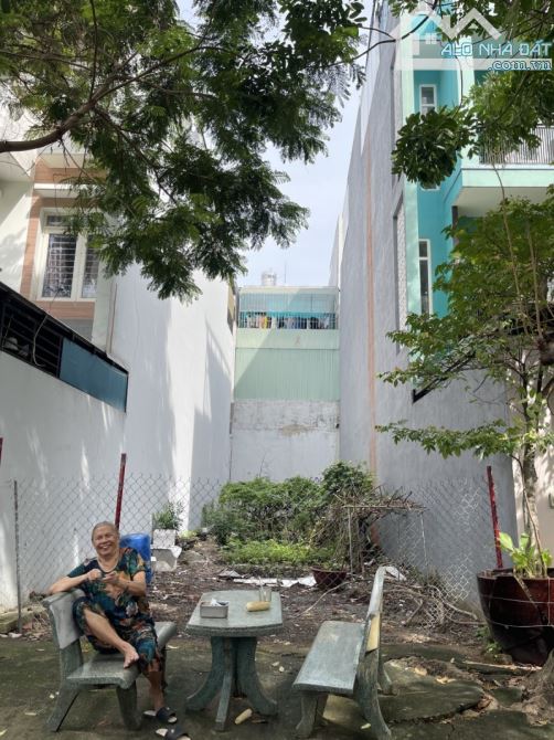 BÁN đất rẻ nhất TTHC DĨ AN – Đường 8M Vỉa hè - 5x20 - 70 triệu/m2