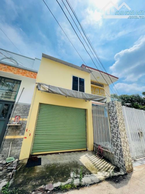 BÁN NHÀ *ĐƯỜNG XE HƠI* P TRUNG DŨNG GẦN NGÃ BA THÀNH 2ty650