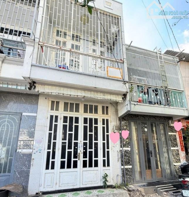 Bán nhà 2 tầng - sổ hồng riêng - gần chung cư Phú Khang, Huỳnh Thiện Lộc - chỉ hơn 2 tỷ