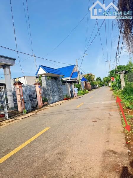 BÁN ĐẤT 351M THỔ CƯ 70M ĐƯỜNG NHỰA XÃ ĐẤT ĐỎ GẦN CHỢ, ĐI BIỂN PHƯỚC HẢI 10 PHÚT