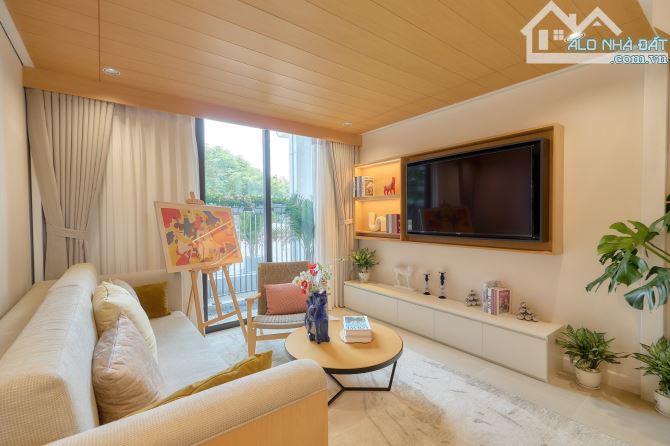 NHÀ RIÊNG 3 TẦNG FULL NỘI THẤT XÁCH VALI VỀ Ở NGAY KHU VỰC DÂN TRÍ CAO