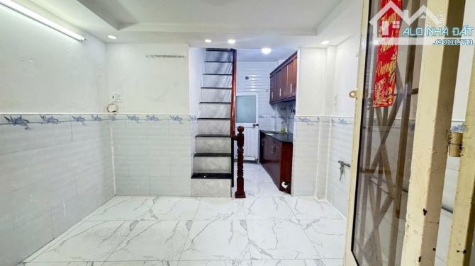 💥 NHÀ NHỎ XINH – 3 TẦNG – GIÁ CHỈ 2.35 TỶ – Q8 -  Âu Dương Lân, P2, Q8💥