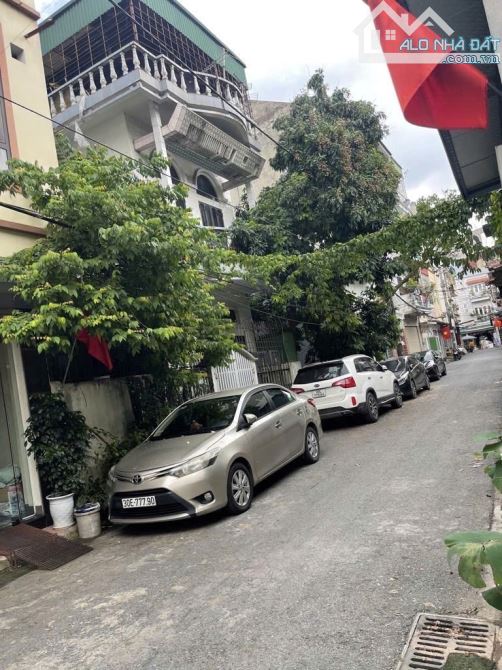 Bán đất Ngô Gia Tự 58 m mặt đường ô tô tránh mảnh đất 2 thoáng ngõ trước sau