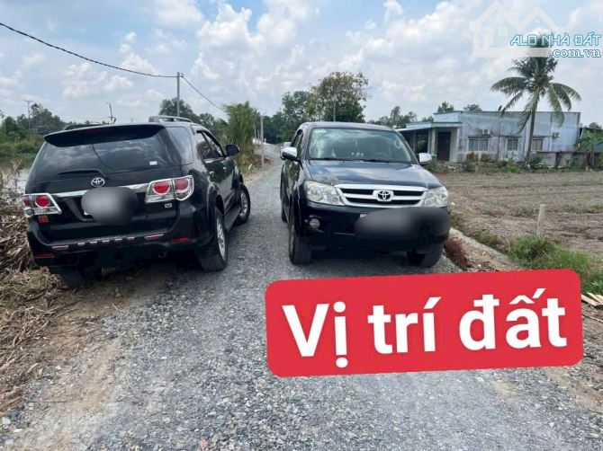 1000m2 đất vườn mặt tiền 816 vew kênh được lên thổ 1ty650 triệu Bình đức bến lức rẻ nát kh