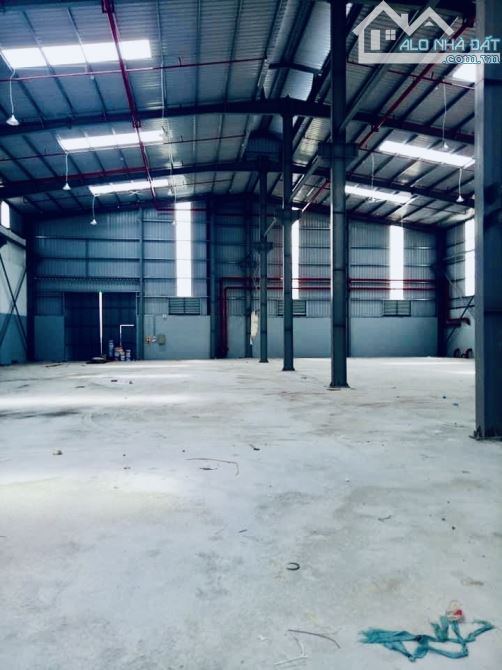 Cho thuê 1000m2 xưởng có PCCC trạm điện kcn cầu gáo