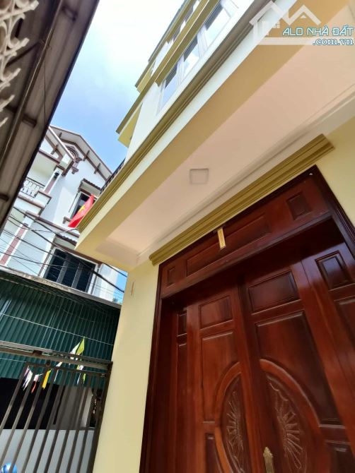 THỪA NHÀ THIẾU TIỀN BÁN 8 TỶ NHÀ 3 TẦNG x 83m Dương Nội,HÀ ĐÔNG,HÀ NỘI, Ô TÔ ĐỖ 50m.