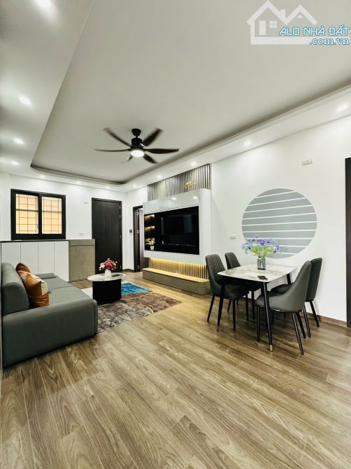 SIÊU PHẨM CHCC 3 NGỦ Ở LINH ĐÀM, THIẾT KẾ ĐỘC ĐÁO TẦNG THẤP VIEW ĐẸP, SDCC CHỈ 5.4 TỶ
