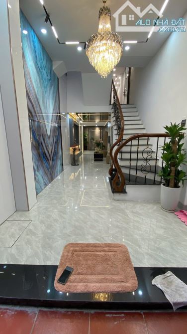 Định Công Thượng – 61m² lô góc, ô tô tránh, sổ đỏ nở hậu