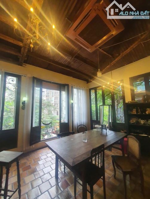 BÁN CĂN HỘ TẬP THỂ T2 LÝ ĐẠO THÀNH HOÀN KIẾM - 50M 2PN- VIEW MẶT PHỐ BIỆT THỰ PHÁP CỔ SĐCC