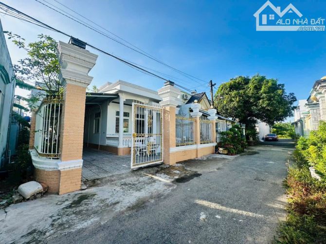 Nhà phường Tân Hạnh gần khu nhà ở Trương Giang dân cư đông đúc