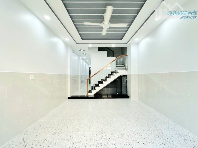 NHÀ ĐẸP Ở NGAY -GIÁ RẺ- TÂY THẠNH- TÂN PHÚ- DT 78M2- NGANG 4.7M- 4 TẦNG
