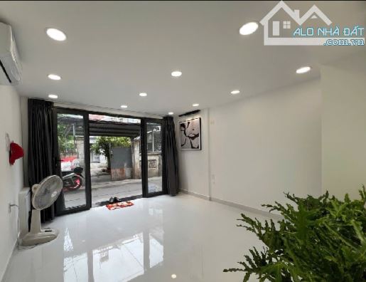 Nhà MT Trần Văn Đang quận 3 _ khu kinh doanh sầm y