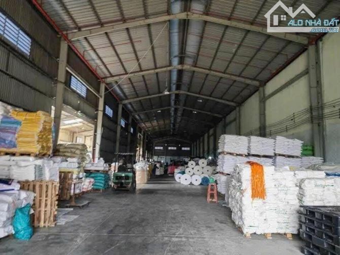 Bán xưởng 2340m2 thuộc xã Đức Hòa Hạ, Đức Hòa, Long An. Giá bán 26 tỷ