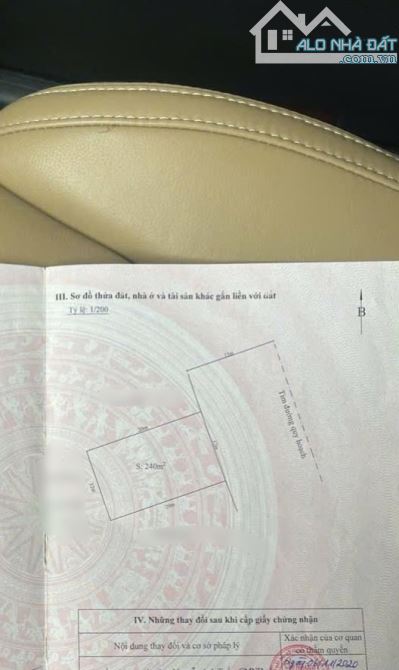 611. Bán toà căn hộ dịch vụ 18 phòng khu phân lô Văn Cao  * Diện tích 240m2 - ngang 12m *
