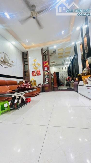 ✨ NHÀ MỚI – MẶT TIỀN KINH DOANH – ĐÔNG HÒA, DĨ AN 🌹 GIÁ CỰC HÓT🌹