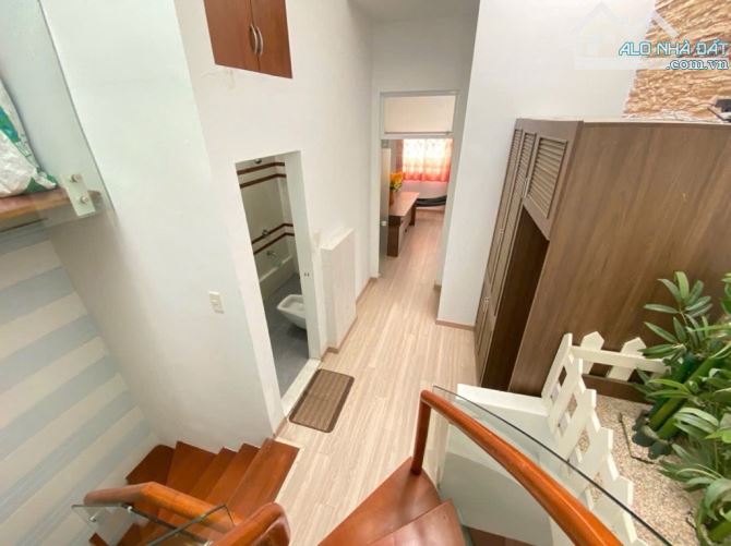 Nhà Mặt Tiền Trần Thánh Tông P.15, Q.Tân Bình-Ngang 4m dài 14m,  Giá chỉ 9,5 t
