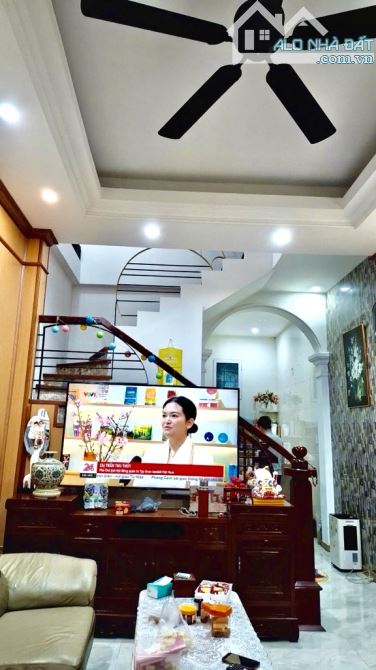 Bán Nhà Phố Tư Đình DÂN XÂY 54m2 chỉ hơn 7 tỷ-FULL NỘI THẤT-GẦN Ô TÔ TRÁNH-TRUNG TÂM CẦU