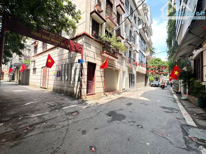 Tây Hồ 200m2(Tứ Liên) Đất, Ô tô, Mặt tiền 8.7m, Thửa Vuông Nở Hậu