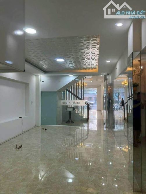 🏡 SIÊU PHẨM CĂN GÓC TẠ UYÊN QUẬN 11 – HẺM XE HƠI ☘️ CHỈ 5.8 TỶ