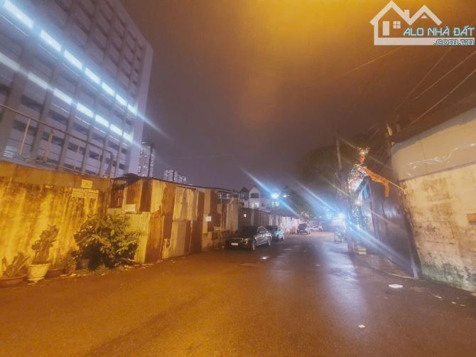 [QUẬN 8, CAO LỖ, AOEN MALL] Siêu Phẩm Phân Khúc 8️⃣Đ , Hẻm 6m Xe hơi , Cách Hẻm Xe Tăng 15