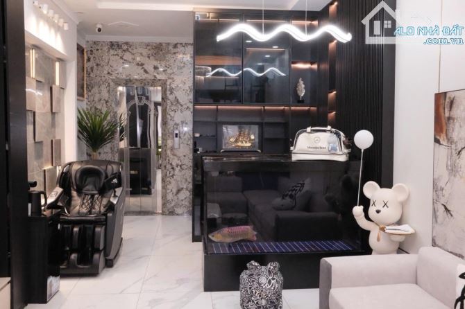 BÁN NHÀ HOÀNG VĂN THÁI PHÂN LÔ ÔTÔ TRÁNH THANG MÁY DT 45M 6T 12.5 TỶ