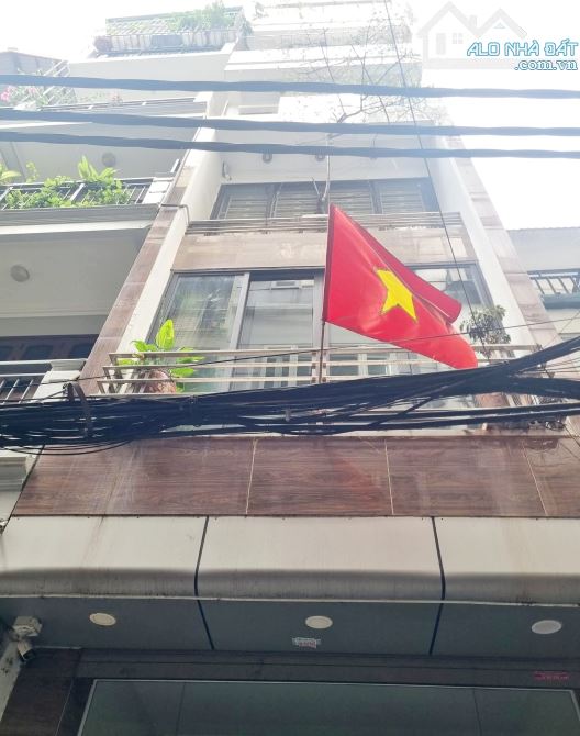 Bán nhà phân lô Nguyễn Chí Thanh 50m 4T Lô Góc Gara Ô tô hơn 19 tỷ quận Đống Đa
