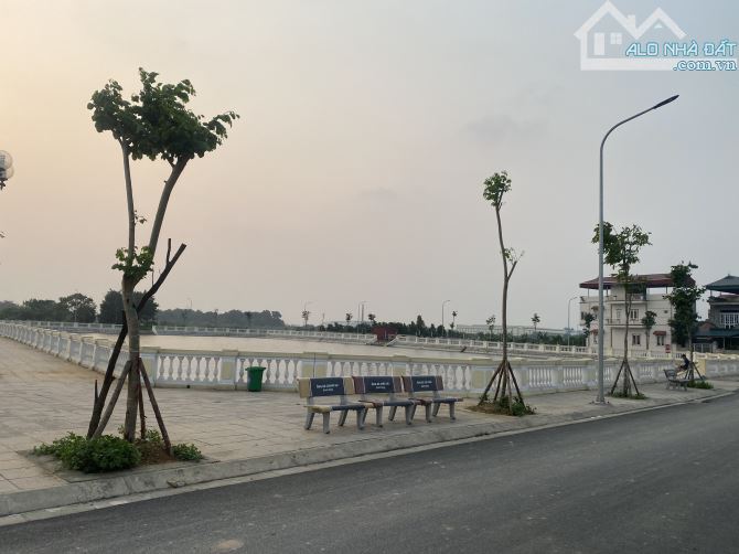 Bán gấp 54m2 công Viên Hồ Tiên Dương – Đông Anh, đường thông ô tô 4m. Lh