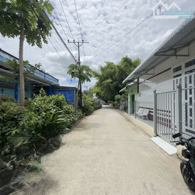 BÁN 2CÔNG ĐẤT THÍCH HỢP LÀM VƯỜN NGHỈ DƯỠNG CÁCH VÕ VĂN KIỆT 300M, LONG HOÀ TP.CT