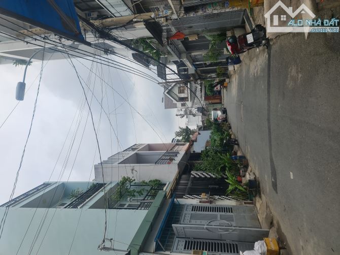 BÁN SIÊU PHẨM 5 TẦNG PHONG CÁCH CHÂU ÂU –LÊ VĂN QUỚI–HXH6M THÔNG–65M²*5TẦNG– GIÁ 9.05TỶ TL