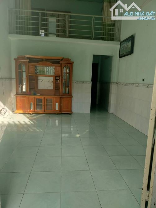 Cho thuê nhà nguyên căn Bình Chuẩn 61 giá 3.8 tr/ tháng